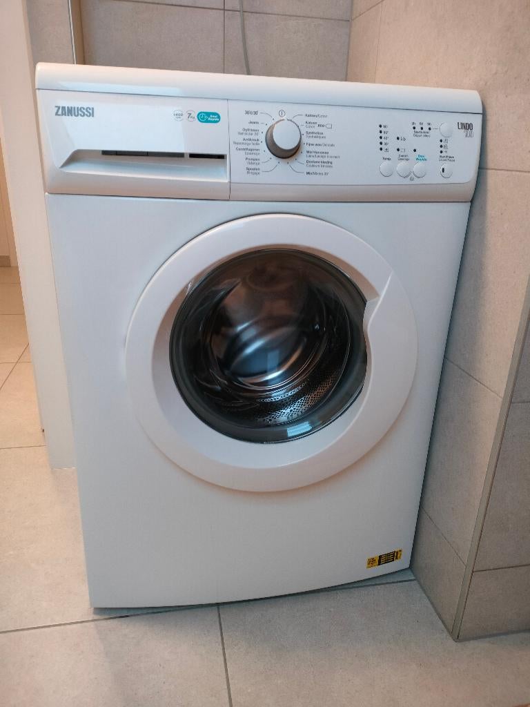 Wasmachine Zanussi Lindo 100, Electroménager, Lave-linge, 1200 à 1600 tours, 6 à 8 kg, 85 à 90 cm, Programme lavage à la main