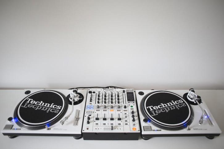 2 sl1200 + DJM800 Blanches, Muziek en Instrumenten, Dj-sets en Draaitafels, Gebruikt, Dj-set, Technics, Ophalen