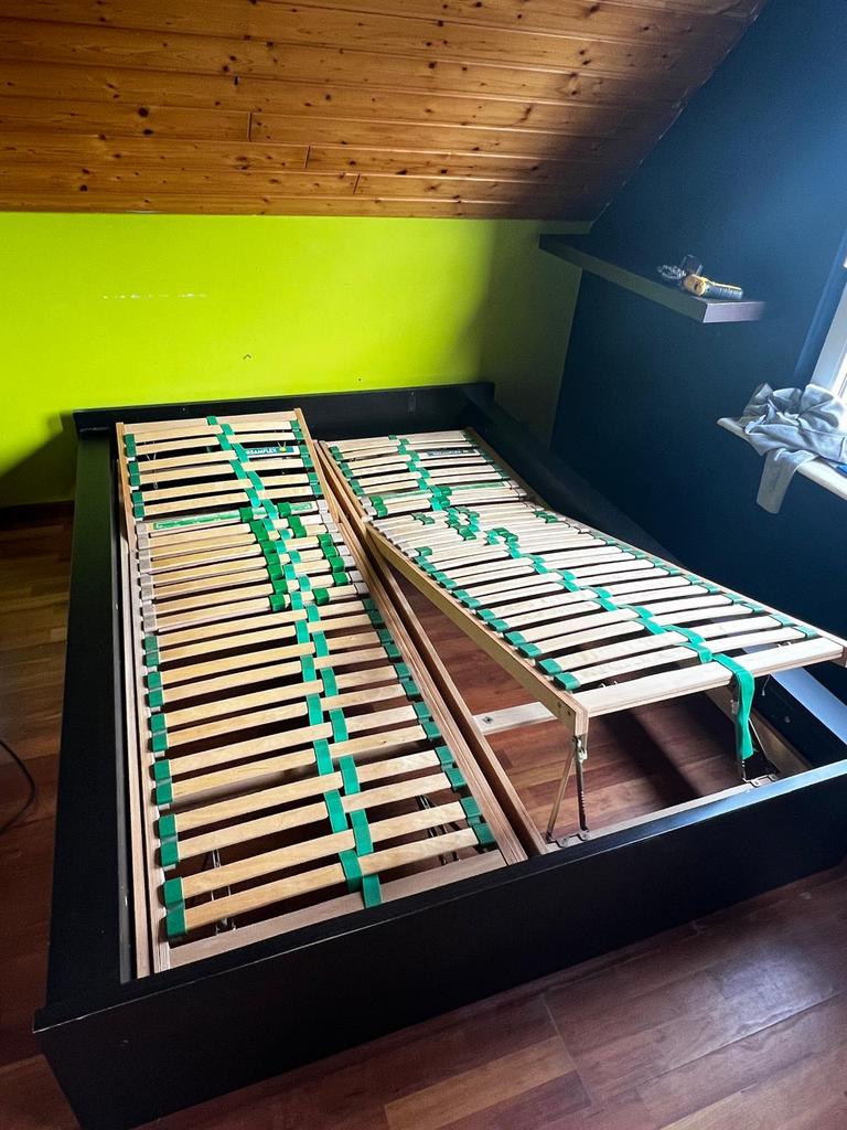 Ikea bed (kader + 2 lattenbodems), Ophalen, Zo goed als nieuw