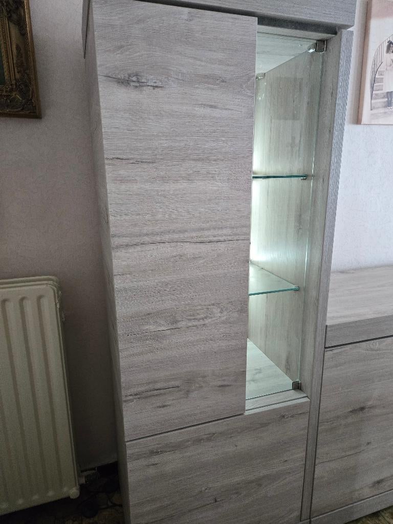 Eetplaats, Ophalen, Zo goed als nieuw