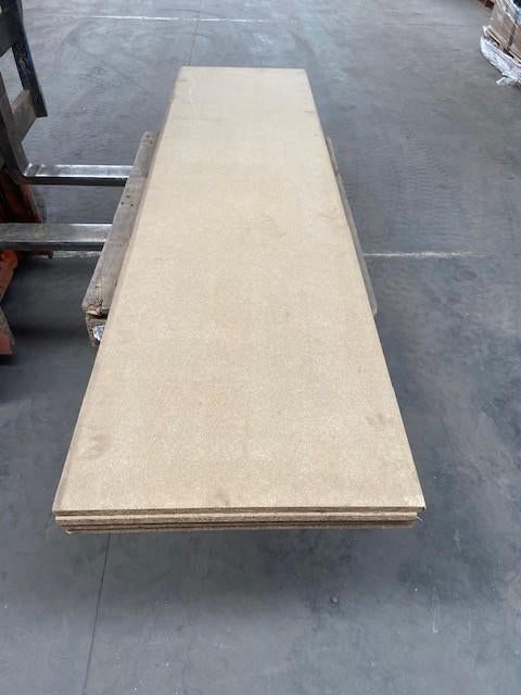 4 panneaux de fibres de 18 mm d'épaisseur, Enlèvement, Comme neuf, Autres matériaux, Moins de 20 mm