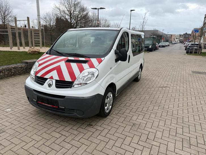 RENAULT TRAFIC 2.0TDCI 86000KM 1 EIGENAAR 9 ZITPLAATSEN, Auto's, Renault, Particulier, ABS, Airbags, Alarm, Boordcomputer, Centrale vergrendeling