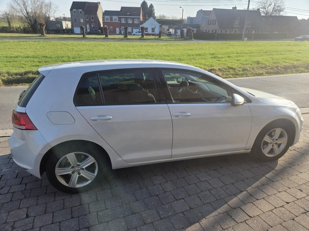 Golf 6 tourne comme une horloge, Achat, Volant multifonction, 5 portes, Blanc