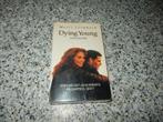 nr.254 - Dying Young - Marti Leimbach - roman, Enlèvement ou Envoi