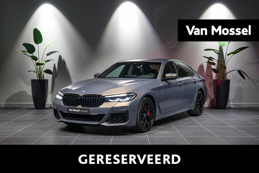 BMW 5-serie 545 e xDrive M SPORT, Auto's, 4 deurs, Stof, 2000 kg, 2020 kg