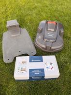Husqvarna Automower 310 – Robot tondeuse – Bon état –Complet, Jardin & Terrasse, Enlèvement, Neuf, Contrôlable via l'application