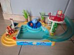 playmobil zwembad met werkende douche en fontein, Kinderen en Baby's, Speelgoed | Playmobil, Ophalen of Verzenden, Zo goed als nieuw