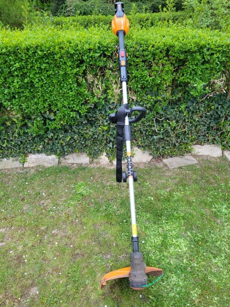 Coupe bordures WORX 40 Volts utilisé une fois, Jardin & Terrasse, Enlèvement, Comme neuf, Batterie, Worx