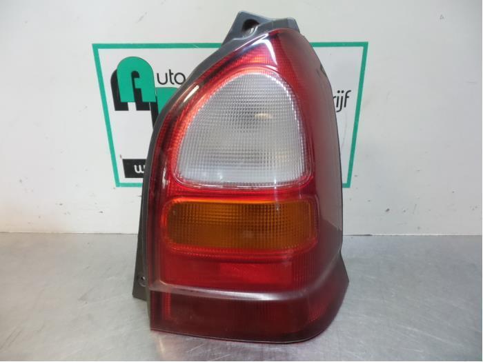 Feu arrière droit d'un Suzuki Alto (Alto 02-), Autos : Pièces & Accessoires, Éclairage, Suzuki, Utilisé, 3 mois de garantie, Enlèvement ou Envoi