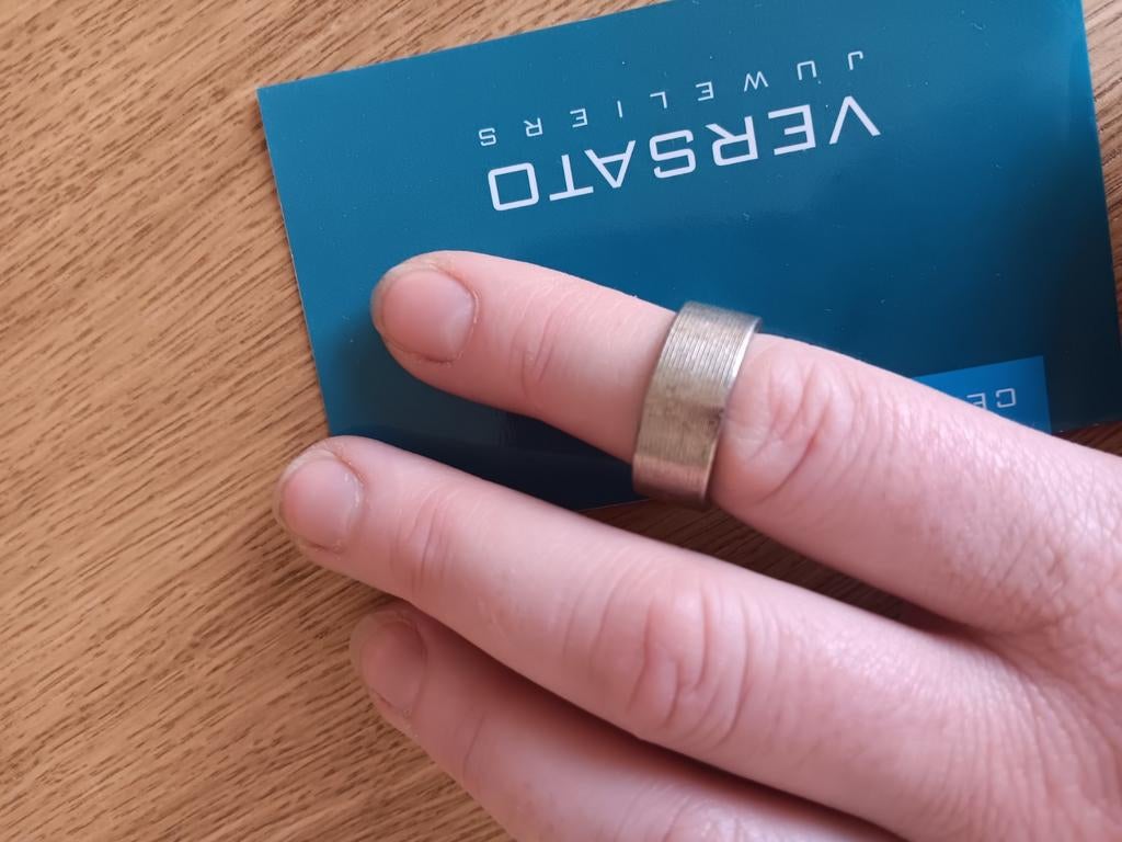 Bague en or blanc Gucci, Enlèvement ou Envoi, Autres couleurs, Mains et Ongles, Accessoires