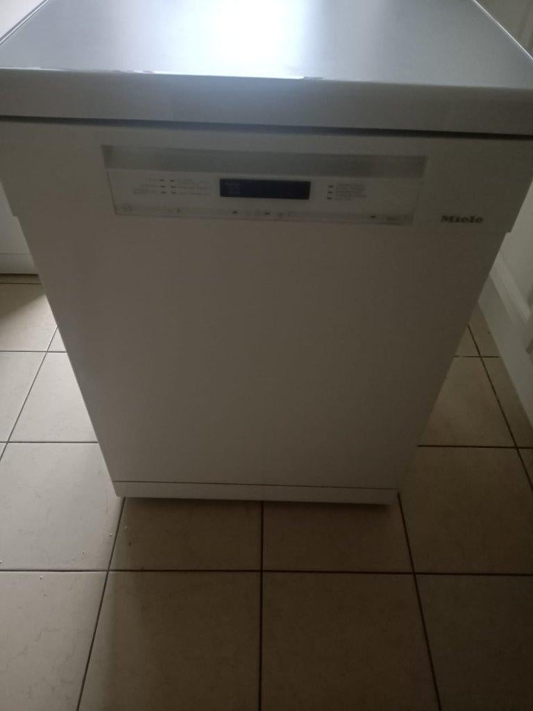 Miele lave vaisselle, Elektronische apparatuur, Ophalen, Gebruikt, Minder dan 85 cm, Tussenbouw