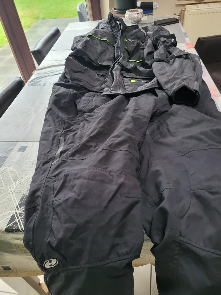 Combinaison moto quad buggy, Enlèvement