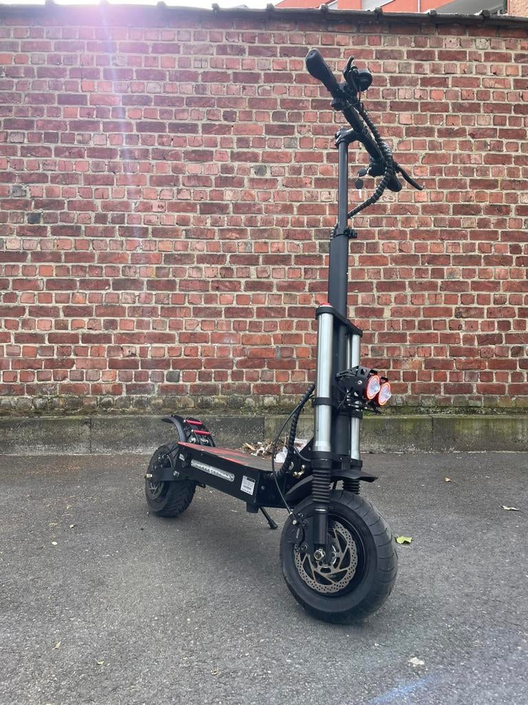 Trotinette electrique extreme 60V38.4ah 6000W 100km/h 120km, Enlèvement, Comme neuf, Step électrique (E-scooter)