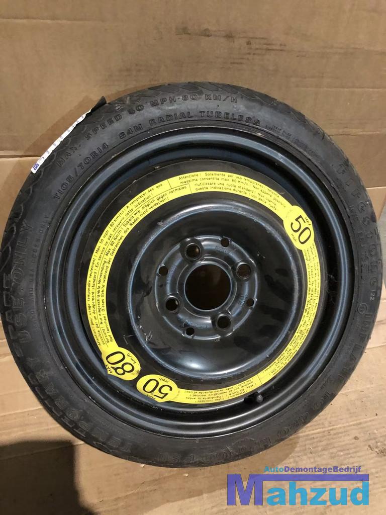 vw Audi seat Skoda thuiskomer 4x100 14 inch, Gebruikt, Autovia A-2, Km 585 585
08760  Martorell, ES, SEAT S.A., Band(en)