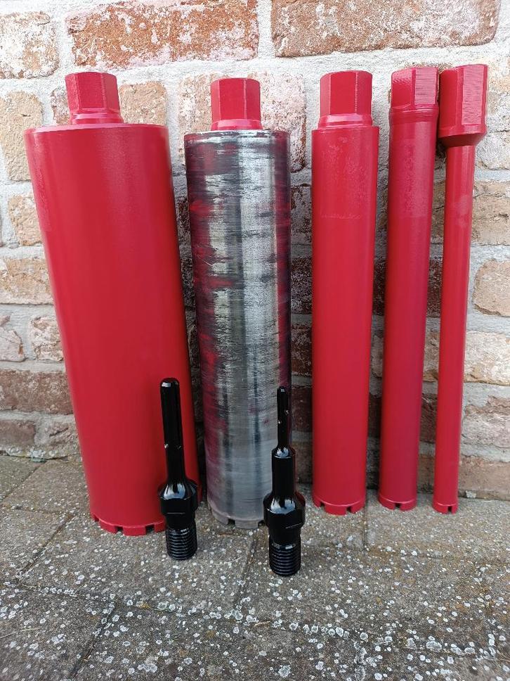 4 nieuwe kernboren steenboren diamantboren en 1 gebruikte, Doe-het-zelf en Bouw, Gereedschap | Boormachines, Nieuw, Ophalen of Verzenden