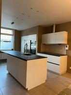 CUISINE BLANCHE KVIK + 6 APPAREILS ÉLECTRIQUES + DÉMONTÉS, Enlèvement, Comme neuf, Blanc