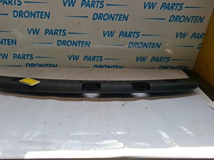 Bekleding achterinstap van een Volkswagen Caddy, Auto-onderdelen, Interieur en Bekleding, Volkswagen, Gebruikt, 3 maanden garantie