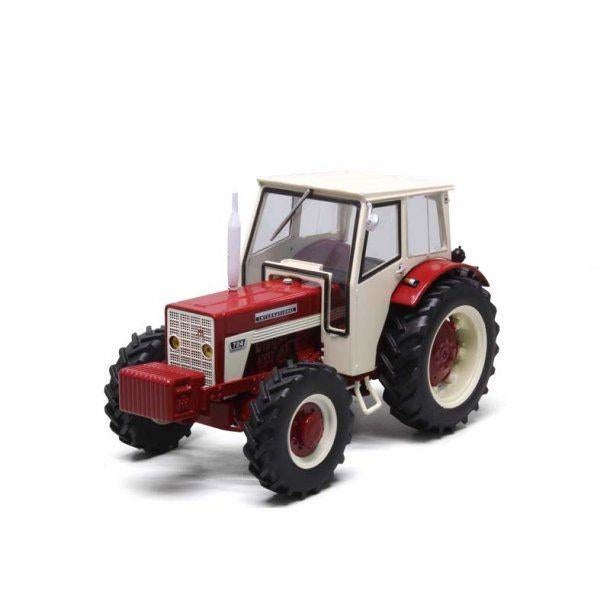 International 724 - 4x4 avec cabine, Hobby & Loisirs créatifs, Voitures miniatures | 1:32, Envoi, Neuf, Tracteur et Agriculture