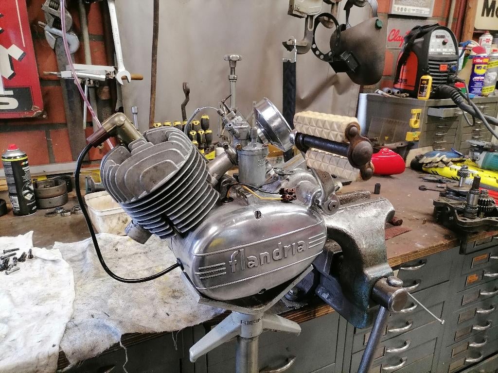 Flandria 5 PK motorblok, Fietsen en Brommers, Ophalen, Cilinder