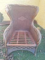 Gratuit chaise en rotan+ 2 plus petites chaises avec coussin, Jardin & Terrasse, Enlèvement