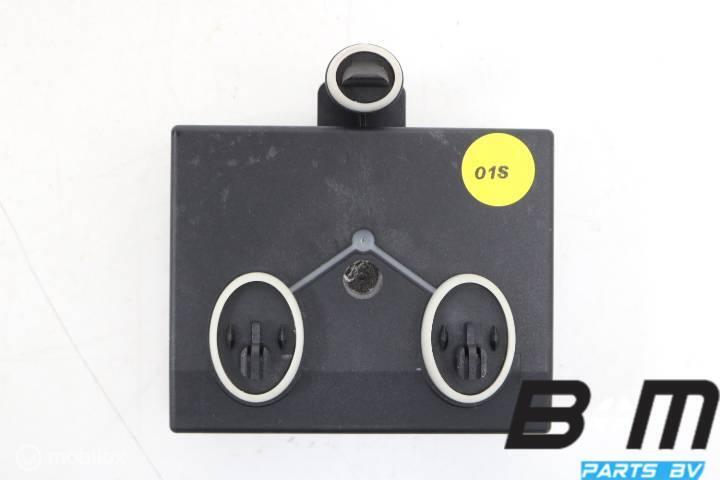 Portierregelapparaat linksvoor VW Passat B8 5Q0959593B, Utilisé