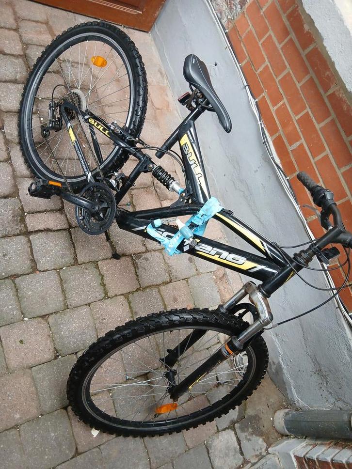 VTT 26 pouces, Vélos & Vélomoteurs, Vélos | BMX & Freestyle, Comme neuf, 24 pouces ou plus, Repose-pieds, Enlèvement