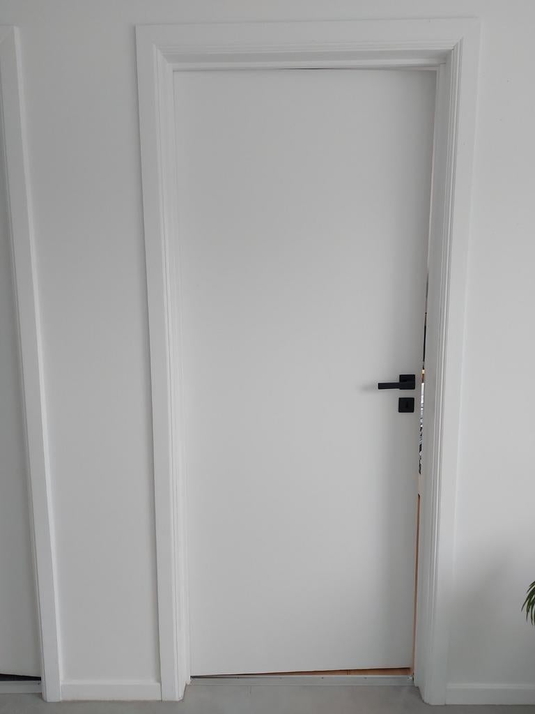 5 portes peintes, Bricolage & Construction, Fenêtres & Moustiquaires, Porte intérieure, Enlèvement, Bois, 200 à 215 cm