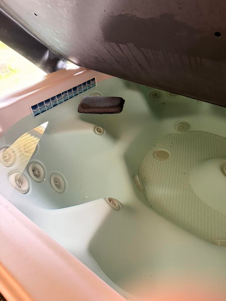 Luxe jacuzzi / spa (5-6 personen) – perfect werkend!, Jardin & Terrasse, Bains à remous et Spas, Enlèvement, Utilisé, Escalier