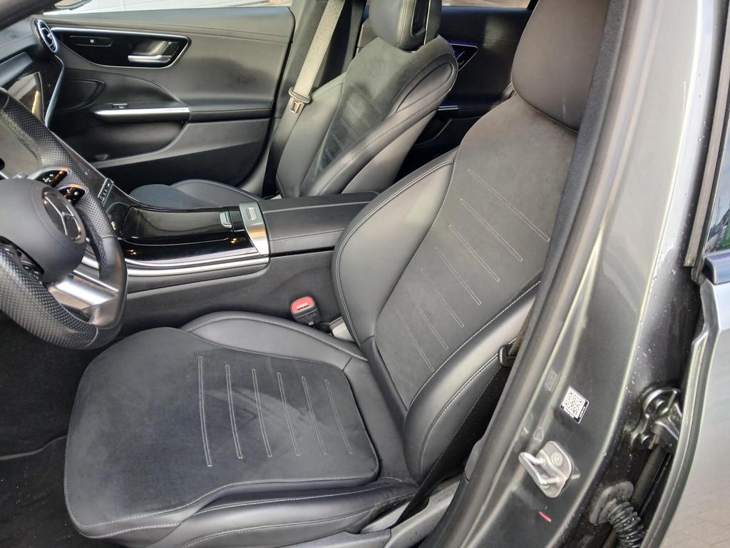 Mercedes-Benz C-Klasse 200 Berline AMG Line (automatique), 144 g/km, Argent ou Gris, Achat, 1800 kg