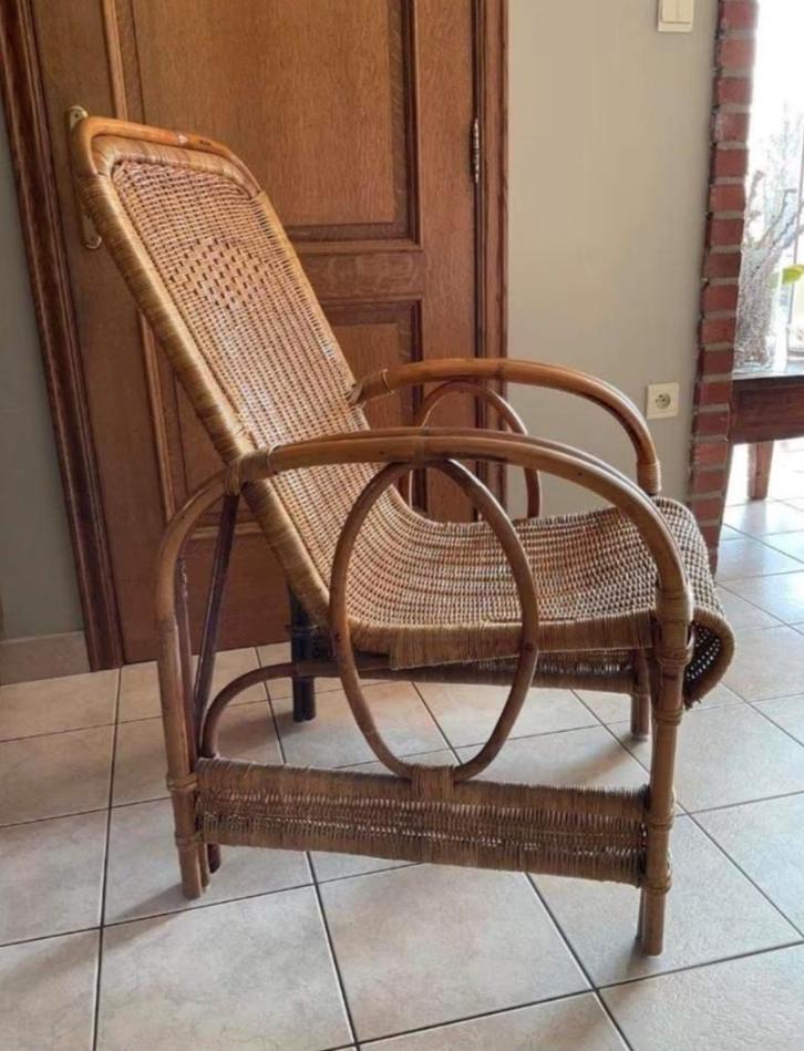 Rotan zetel met kussen, Huis en Inrichting, Fauteuils, Zo goed als nieuw, Riet of Rotan, 50 tot 75 cm, Ophalen