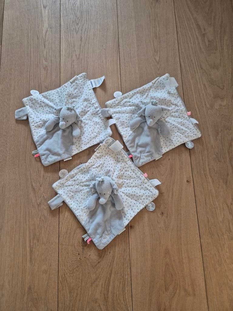 Doudou (3) van noukies, Kinderen en Baby's, Speelgoed | Knuffels en Pluche, Grijs, Ophalen
