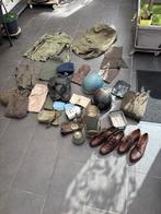 lot militaire Belge  année 50 voir photos, Collections, Enlèvement ou Envoi, Armée de terre, Vêtements ou Chaussures