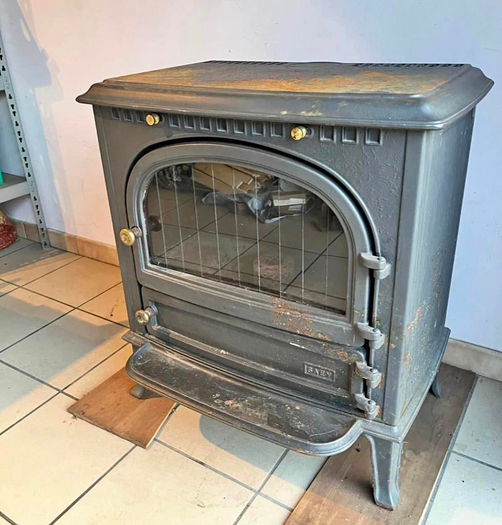 Poele a mazout, Maison & Meubles, Enlèvement, Comme neuf