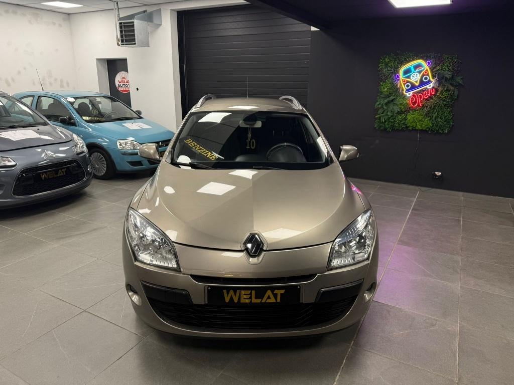 RENAULT MEGAN 2011 -130 PK-BENZINE 99.000 KM TOP STAAT, Bluetooth, Euro 5, Zwart, Bruin
