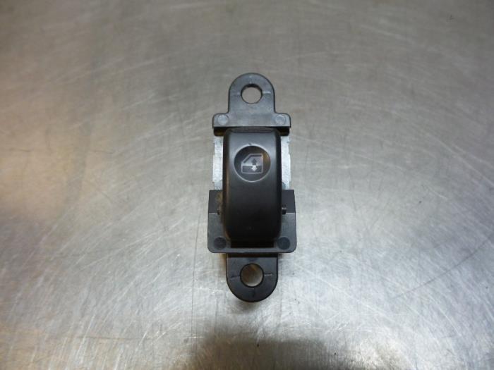 Commutateur vitre électrique d'un Hyundai Atos (Atos Multie, Autos : Pièces & Accessoires, Tableau de bord & Interrupteurs, Hyundai