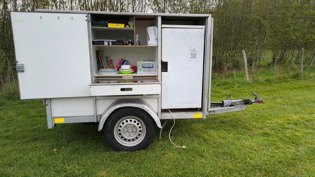 Kampeer aanhangwagen 750kg geremd, Ophalen