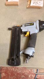 Nagelpistool, Ophalen