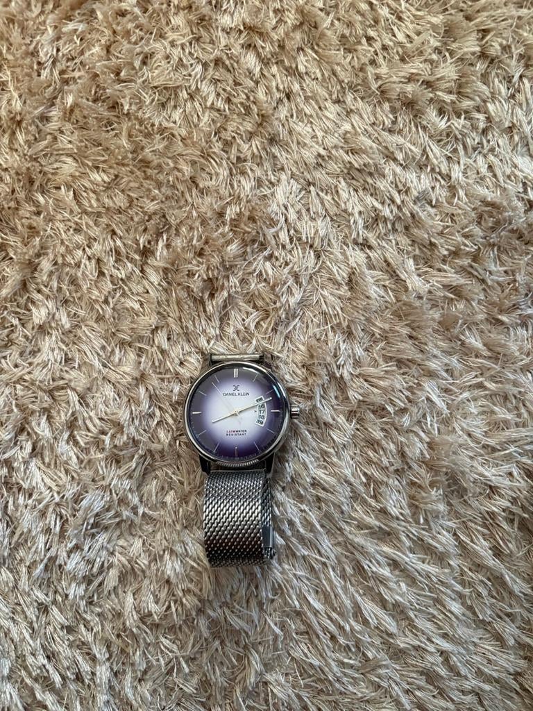 DANIEL KLEIN À VENDRE, Enlèvement