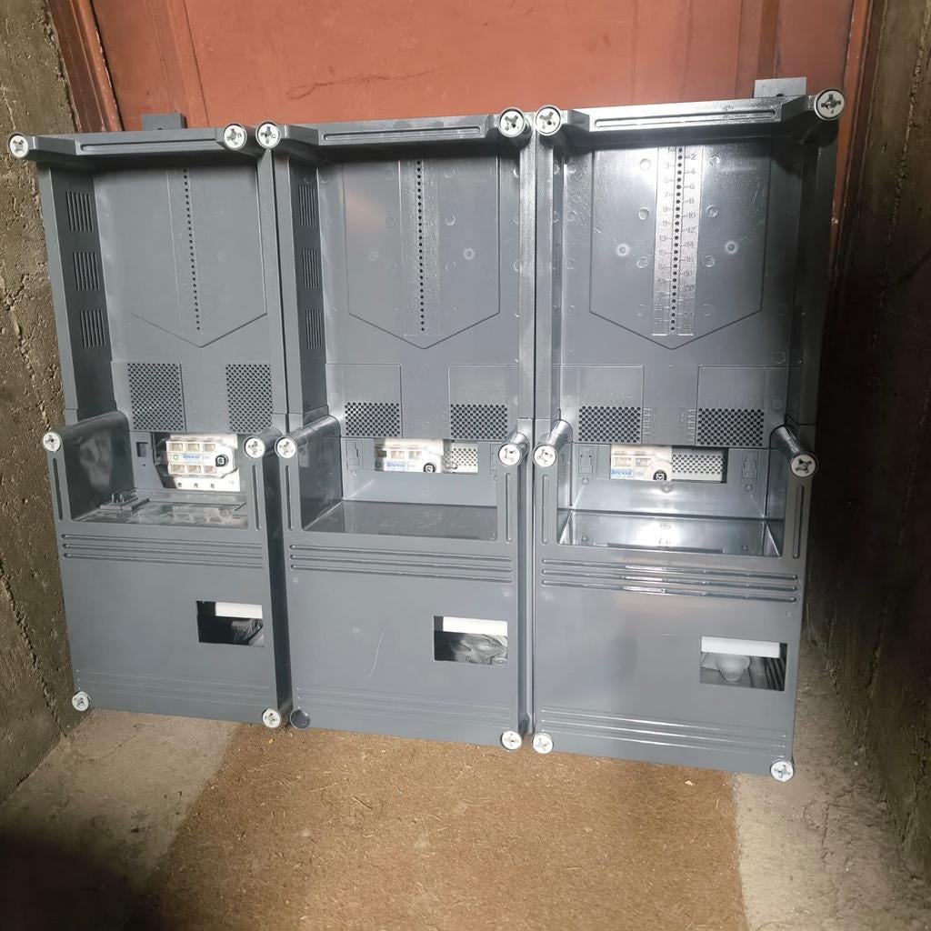 Base de Comptage Triple 25D60, Bricolage & Construction, Électricité & Câbles, Neuf, Autres types