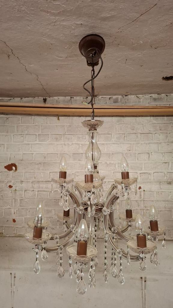 Kroonluchter, Ophalen