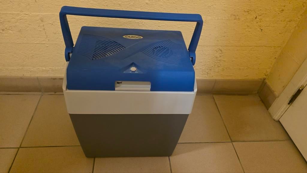 GLACIÈRE ÉLECTRIQUE NEUVE COULEUR : BLEU, MARQUE : GUIGG, Caravanes & Camping, Enlèvement, Neuf