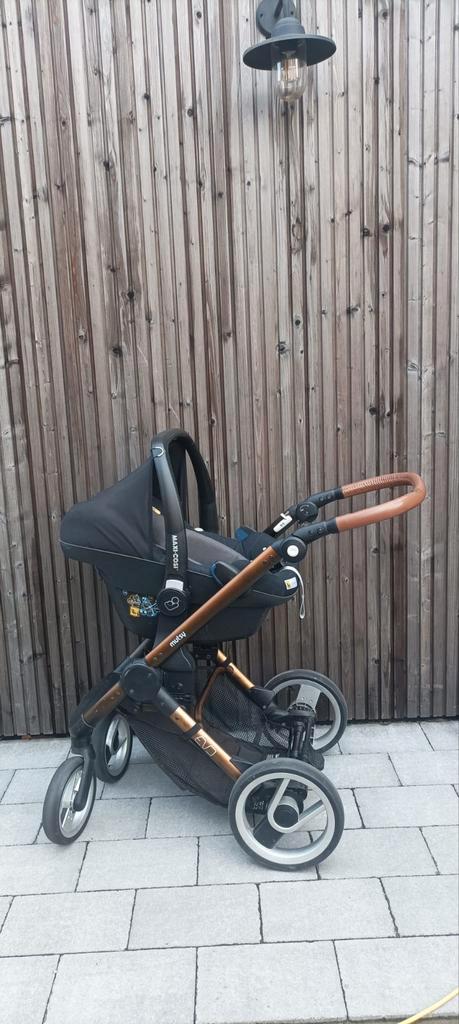 Mutsy evo + maxi cosi, Enfants & Bébés, Buggys, Protection de pluie, Couverture pieds, Enlèvement