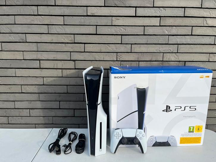 PS5 Slim Disc Edition + 1 Controller + Doos, Games en Spelcomputers, Spelcomputers | Sony PlayStation 5, Zo goed als nieuw, Playstation 5