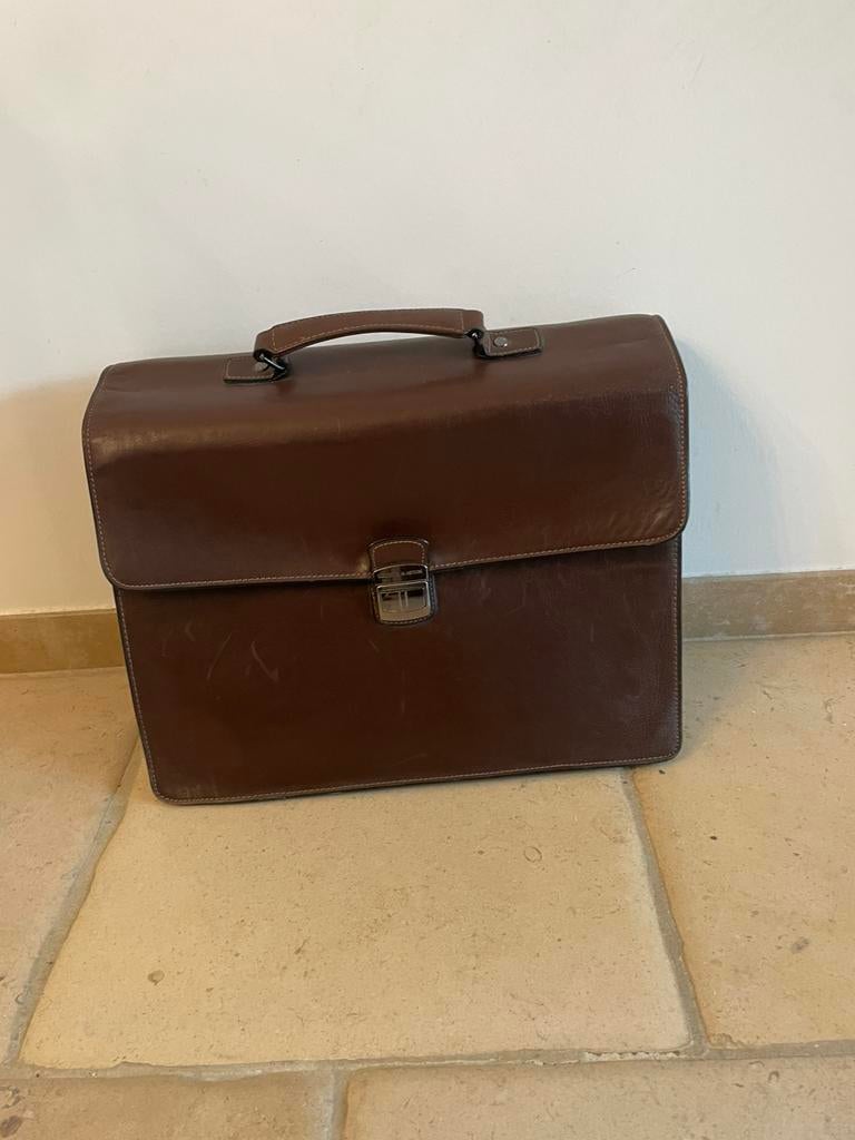 Arthur & Aston boekentas / aktetas als nieuw echt leder, Ophalen of Verzenden, Zo goed als nieuw