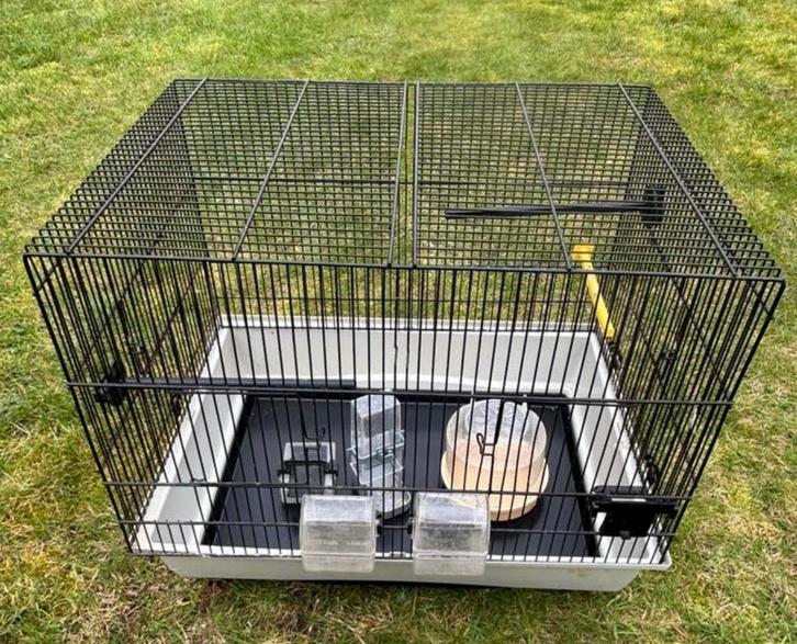 Vogelkooi/parkietenkooi, Dieren en Toebehoren, Vogels | Hokken en Kooien, Zo goed als nieuw, Vogelkooi, Kunststof, Ophalen