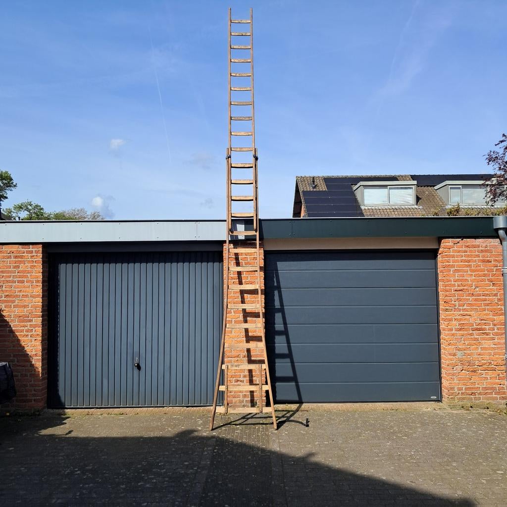 Ladder met 2 x 14 tredes, Doe-het-zelf en Bouw, Ladders en Trappen, Ophalen, Ladder