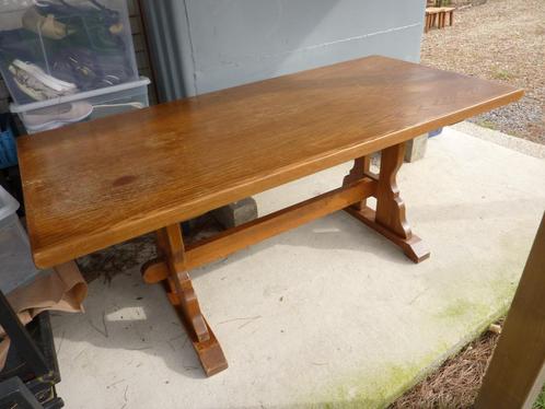 Stevige eiken tafel met zes stoelen en twee bankjes, Huis en Inrichting, Complete eetkamers, Gebruikt, 6 tot 8 stoelen, Ophalen