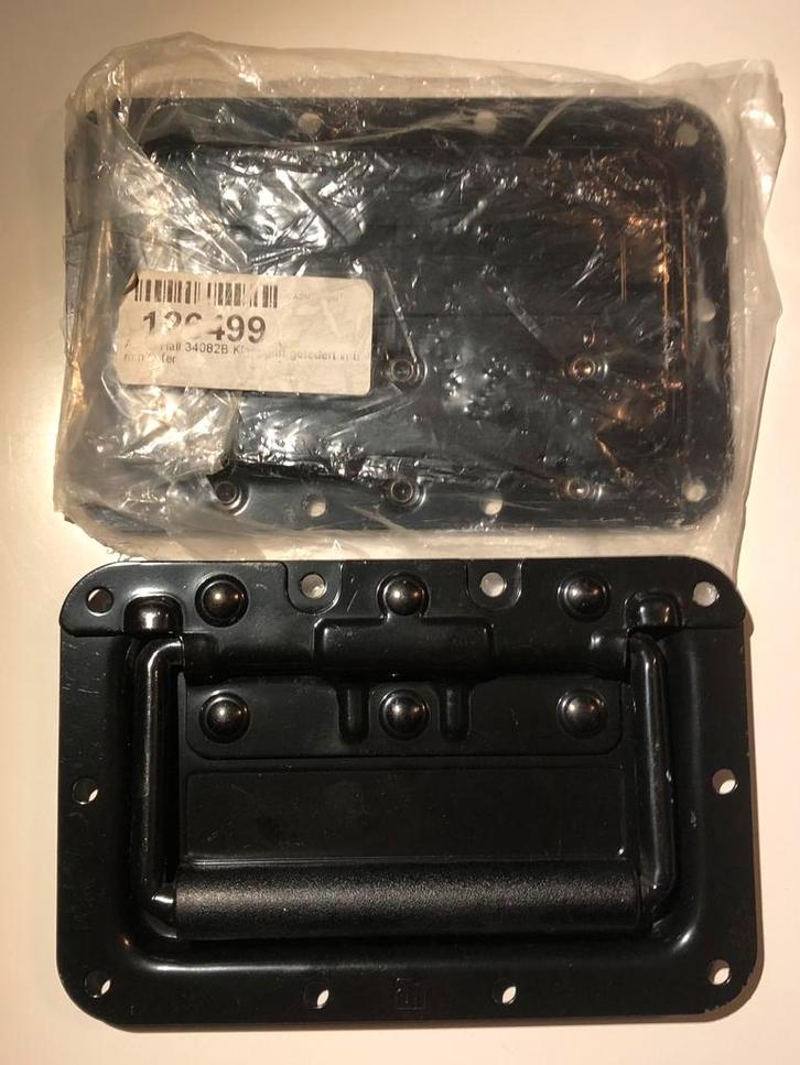 Adam Hall 34082 Black, Muziek en Instrumenten, Behuizingen en Koffers, Zo goed als nieuw, Flightcase, Ophalen of Verzenden