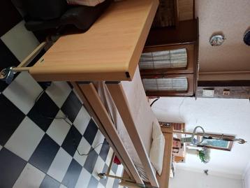 Zorgbed, ziekenhuisbed  beschikbaar voor biedingen
