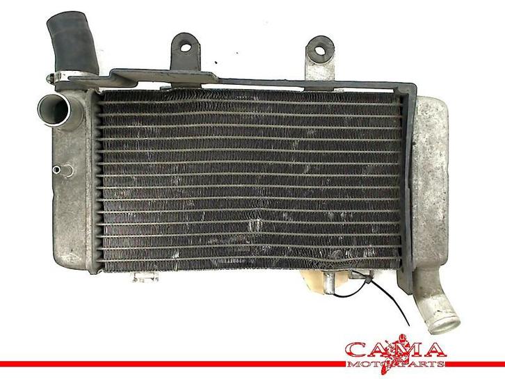 RADIATEUR RECHTS Honda VFR 800 Fi 1998-2001 (VFR800Fi RC46), Motoren, Onderdelen | Honda, Gebruikt